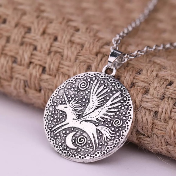 Silver Pegasus Unicorn Moon Pendant - Picture 6 of 8